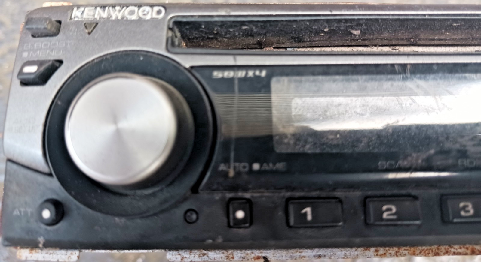 KENWOOD KDC-135 HIGH POWERED CD STEREO RECEIVER 50WX4 DETACHABLE FACE NICE!!!