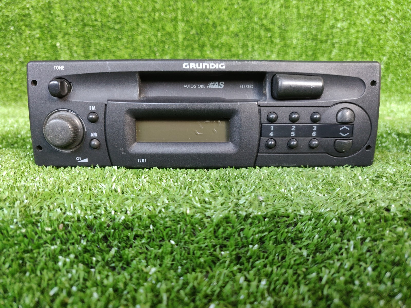 Grundig Wkc 1201 Wkc1201 Original Car Radio