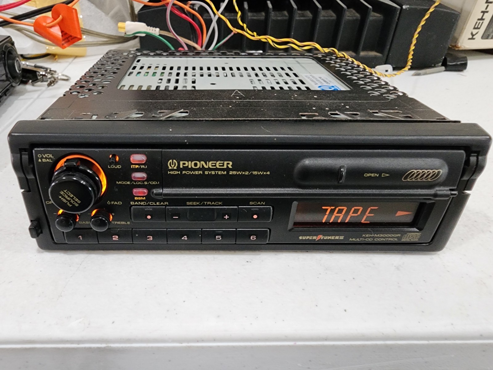 Old School Pioneer KEH-3000QR pull-out Car Stereo Cassette Tape keh3000qr USA