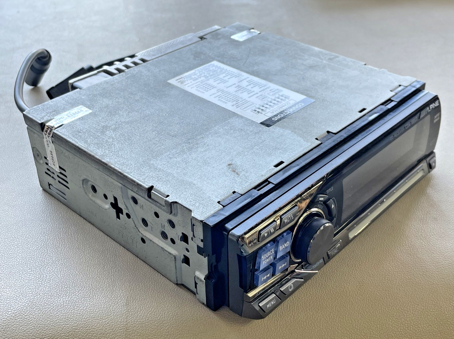 Old School Alpine CDA-9853 MP3/WMA CD Receiver, Video Available — Sped up 1.5x