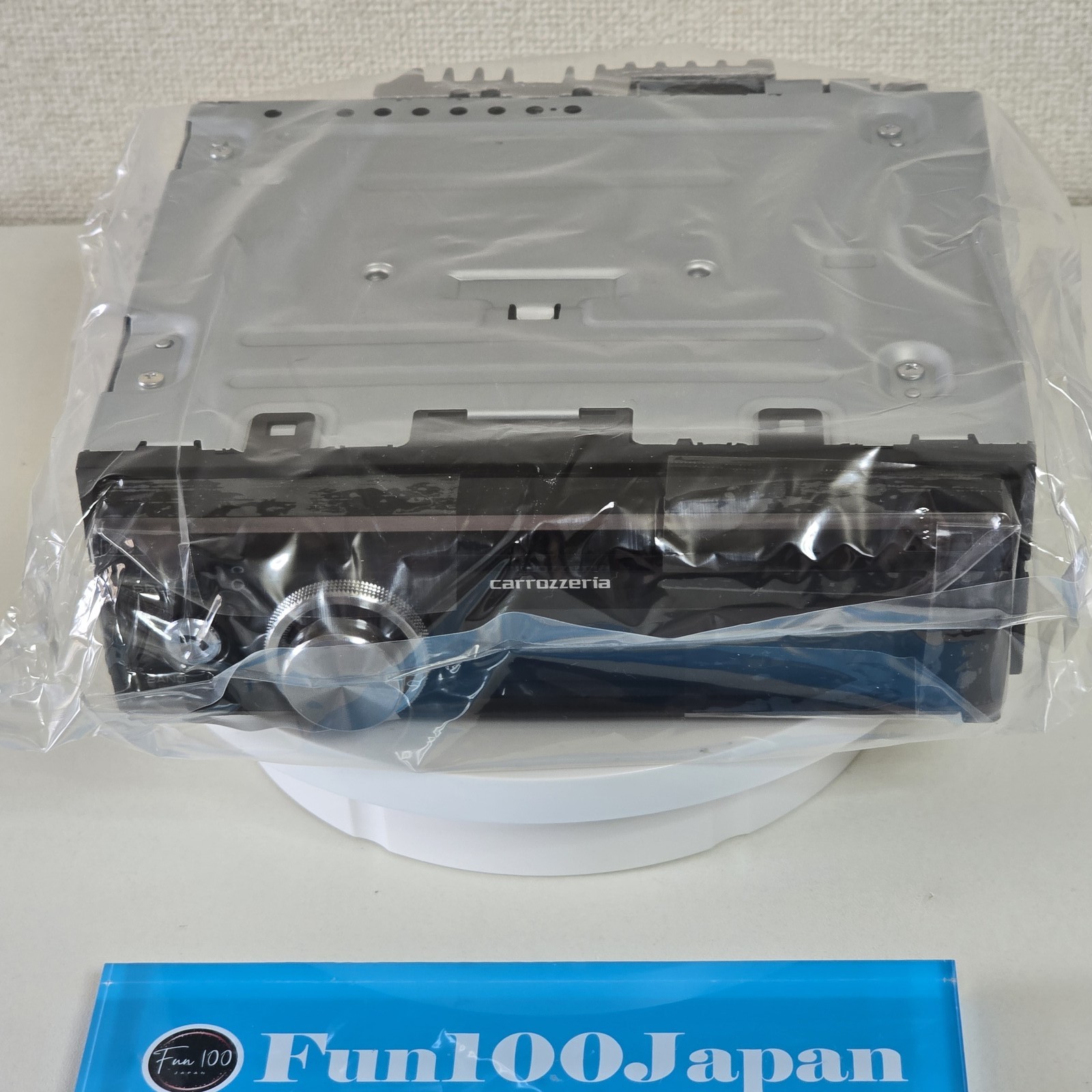 Pioneer Carrozzeria DEH-7100 1DIN CD Bluetooth USB Car Audio Black 2014 NEW