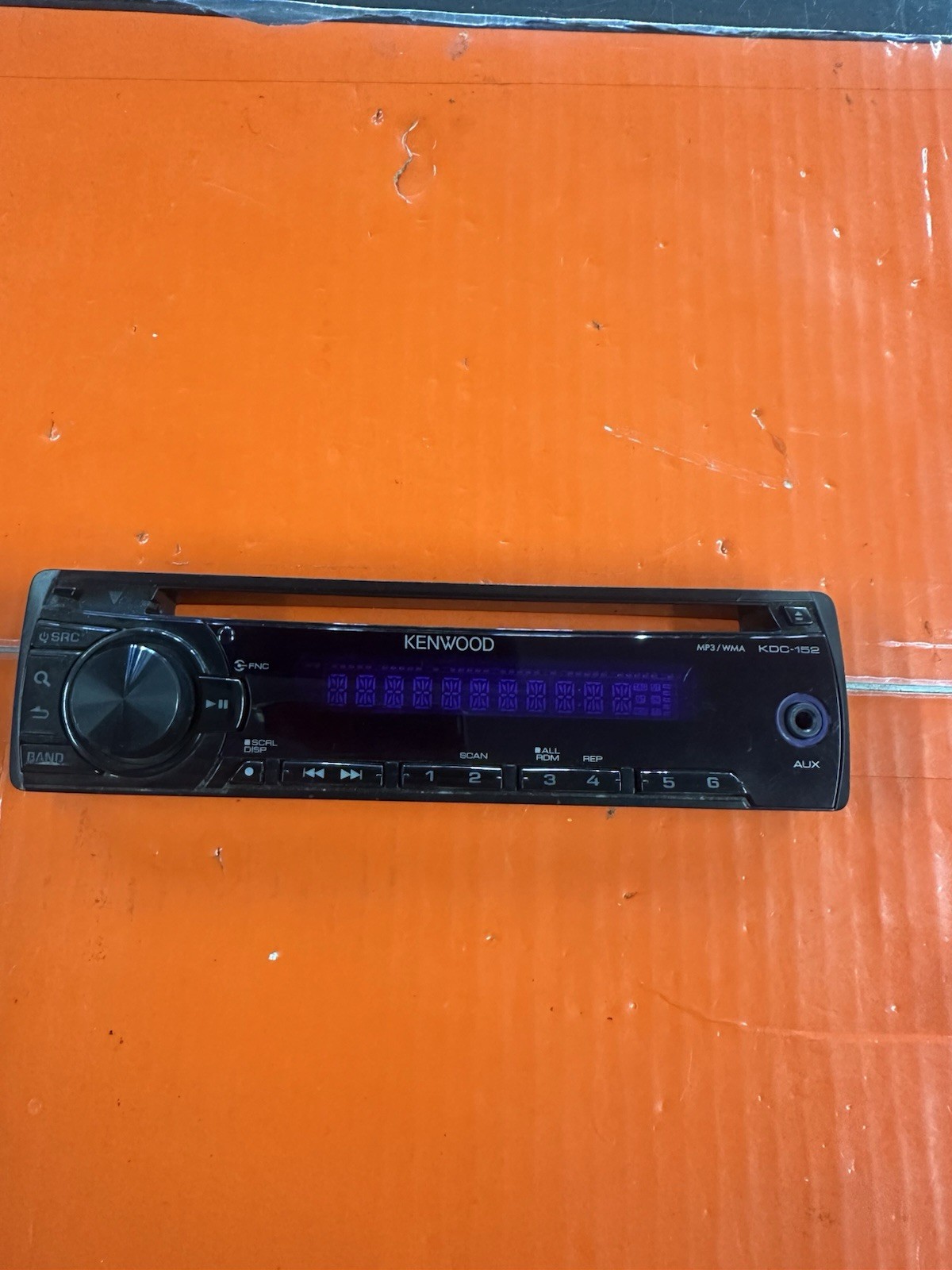 KDC-152 faceplate