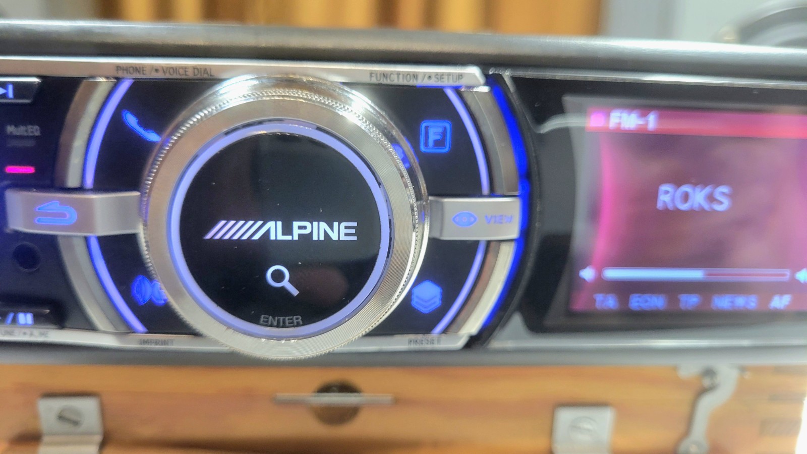ALPINE IDA-X305S Bluetooth w/o loss