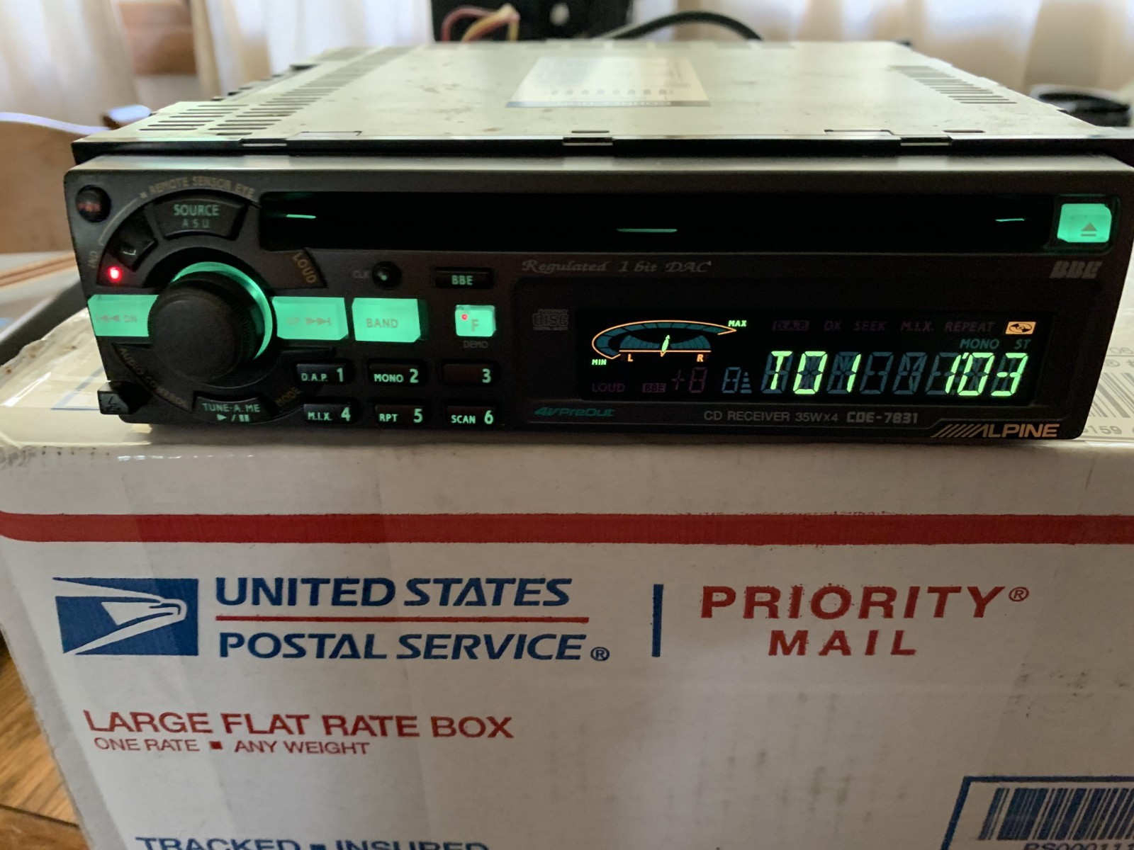 Alpine CDE-7831 CD Player