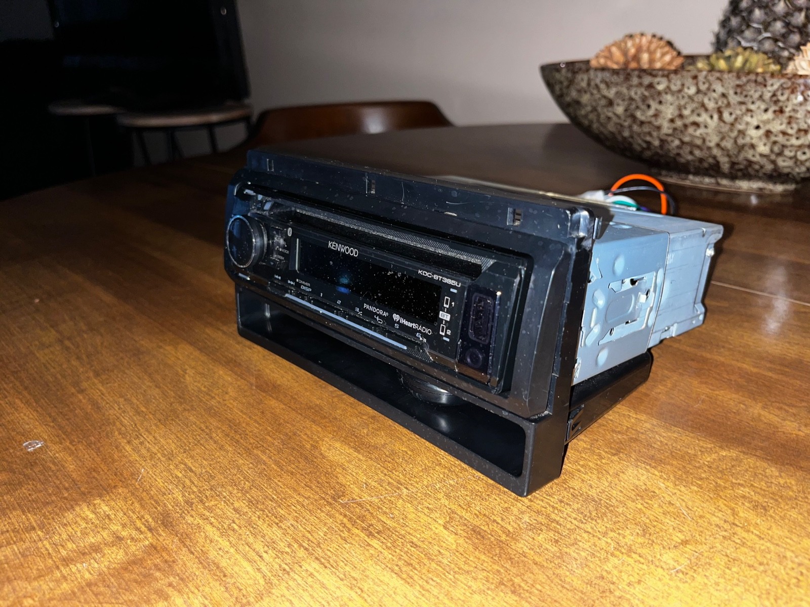 Kenwood KDC-BT365U CD player radio stereo 1 Din USB AUX AOA head unit receiver
