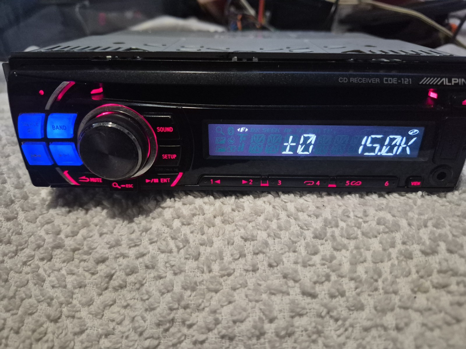 Alpine CDE-121 Single Din Car Stereo CD Usb Aux **NO Bluetooth** 2011 Headunit