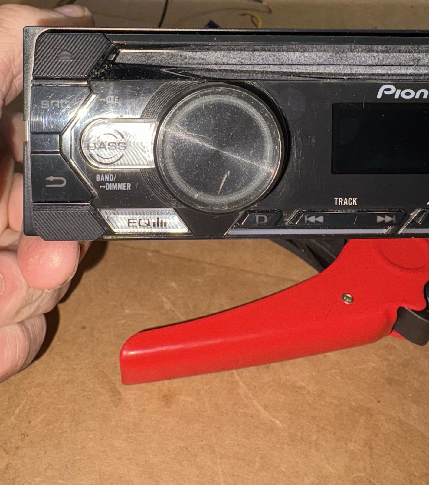 Pioneer DEH-S1200UB Single Din CD Receiver W/ USB/AUX Inputs,Android Compatible