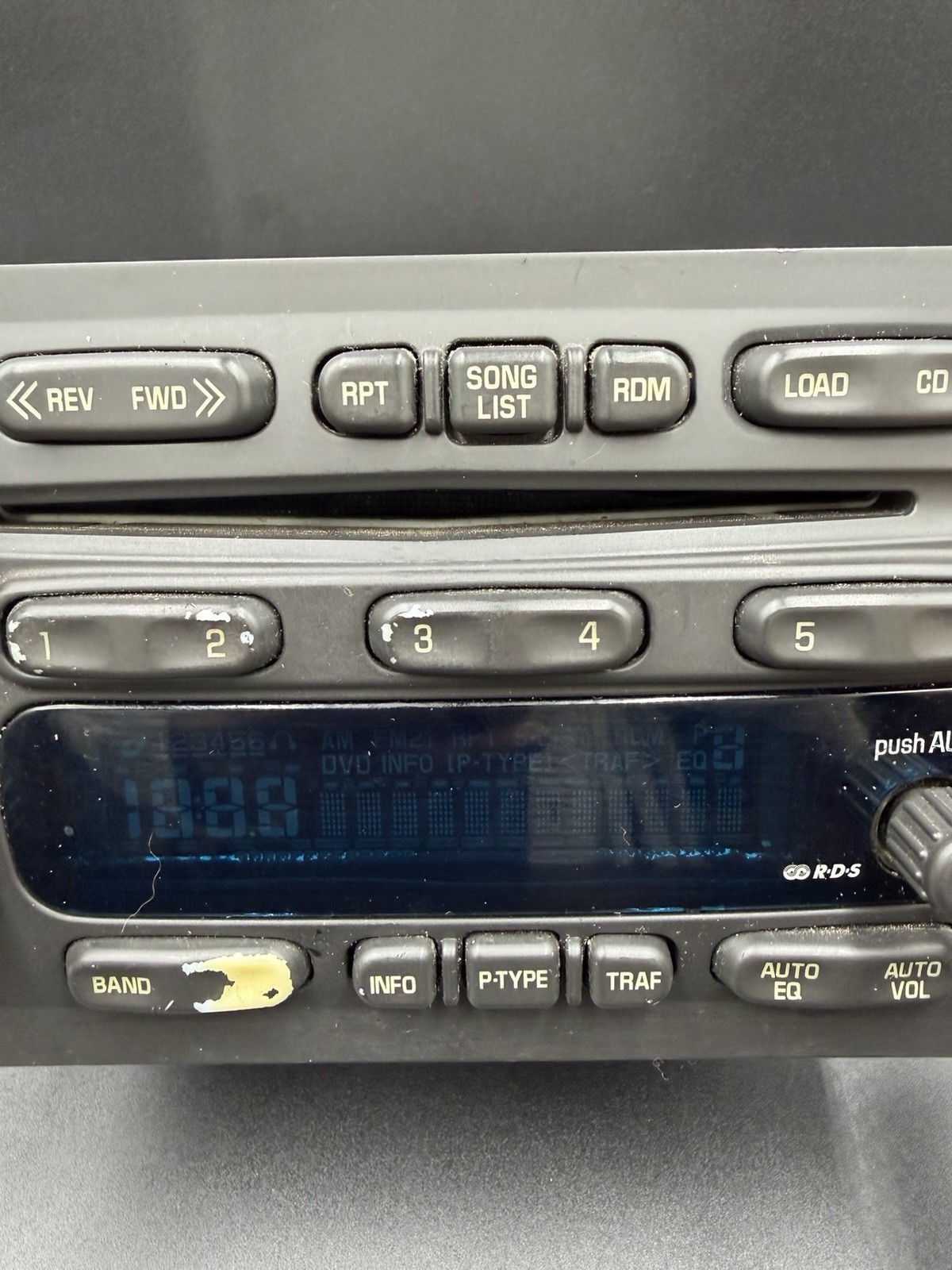 GMC Chevrolet Radio 6 CD Disc Changer Stereo Receiver Delphi OEM Untested