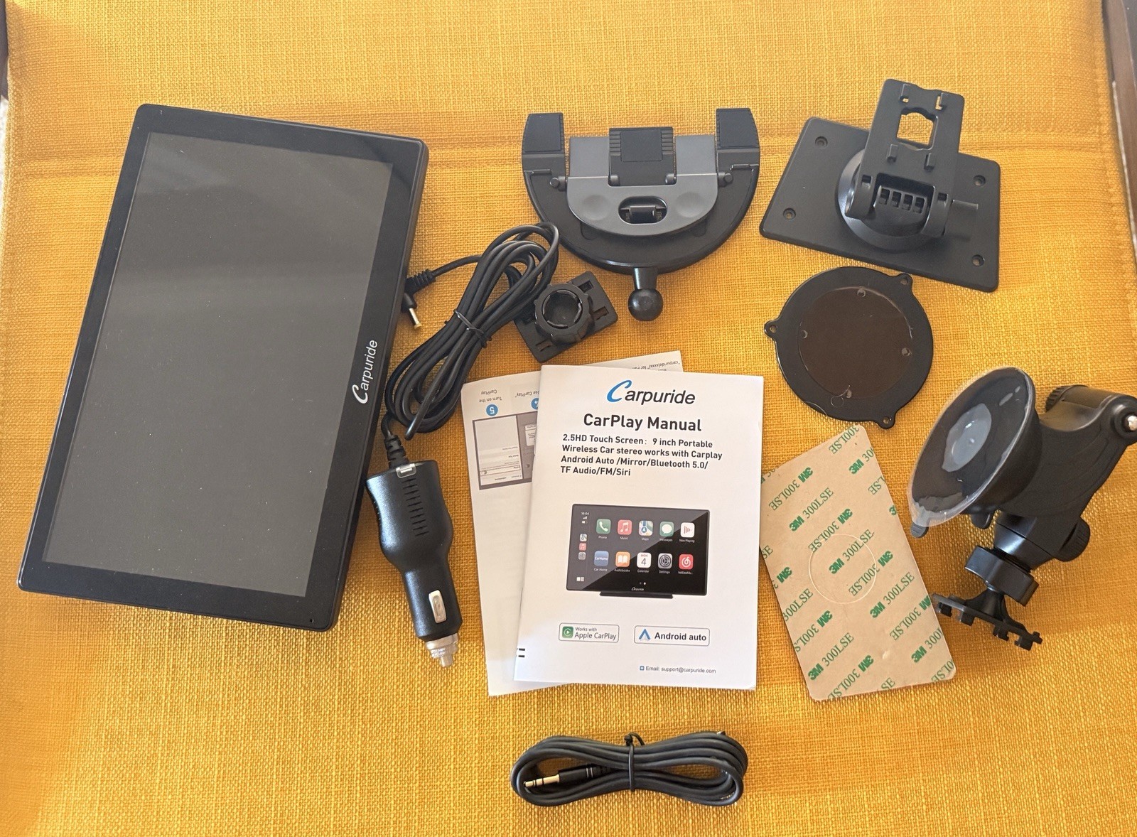 Carpuride W901 Pro 9″ Portable CarPlay/Android Auto + All Accessories