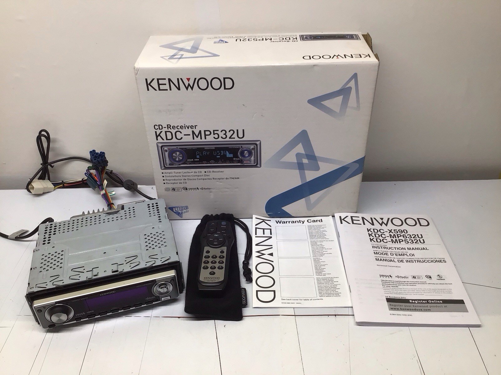 Kenwood KDC-MP532U CD Player/USB In Dash Receiver Complete W/Remote, Manual, Box