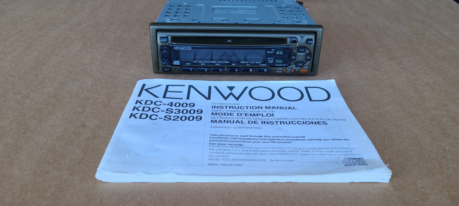 Kenwood KDC-4009 AM/FM CD MD-Changer Control Car Stereo with Manual