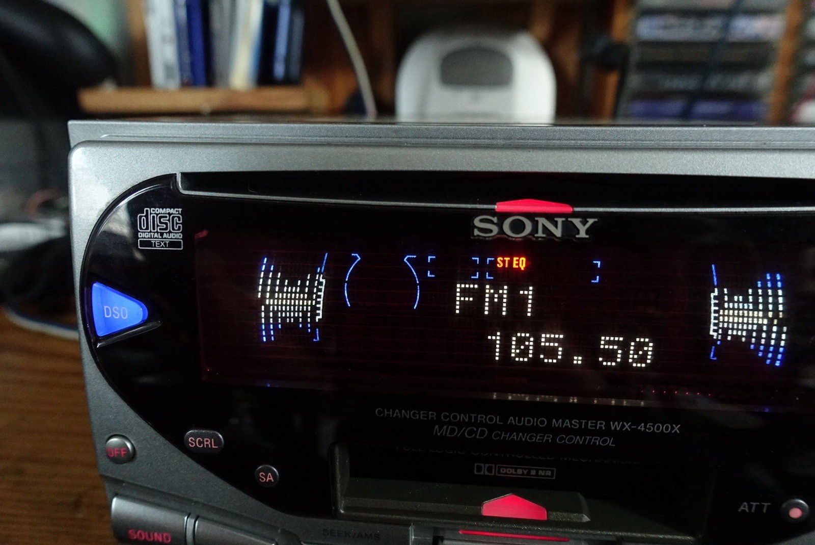 Sony xplode WX-4500x. 2 Dins Cassette/CD/FM/Bluetooth Deck.