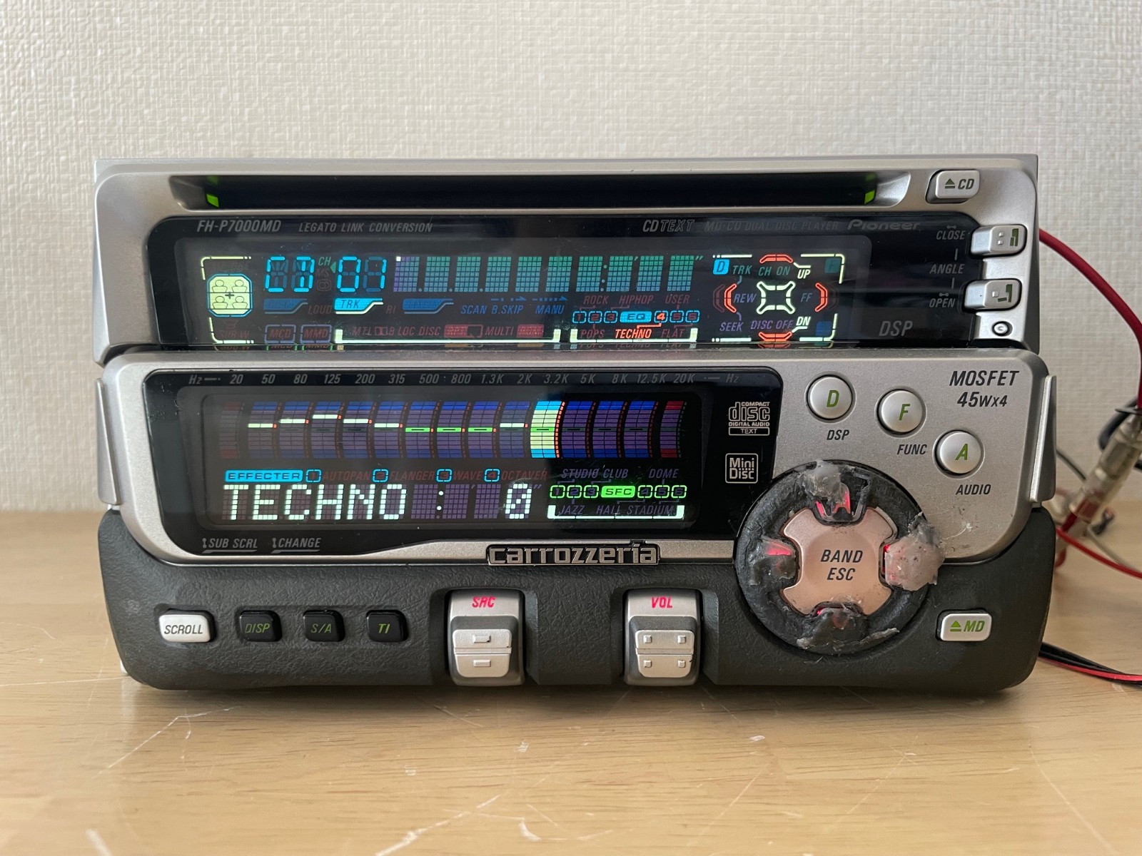 Pioneer Carrozzeria FH-P7000MD 2Din Car Audio MD CD Player