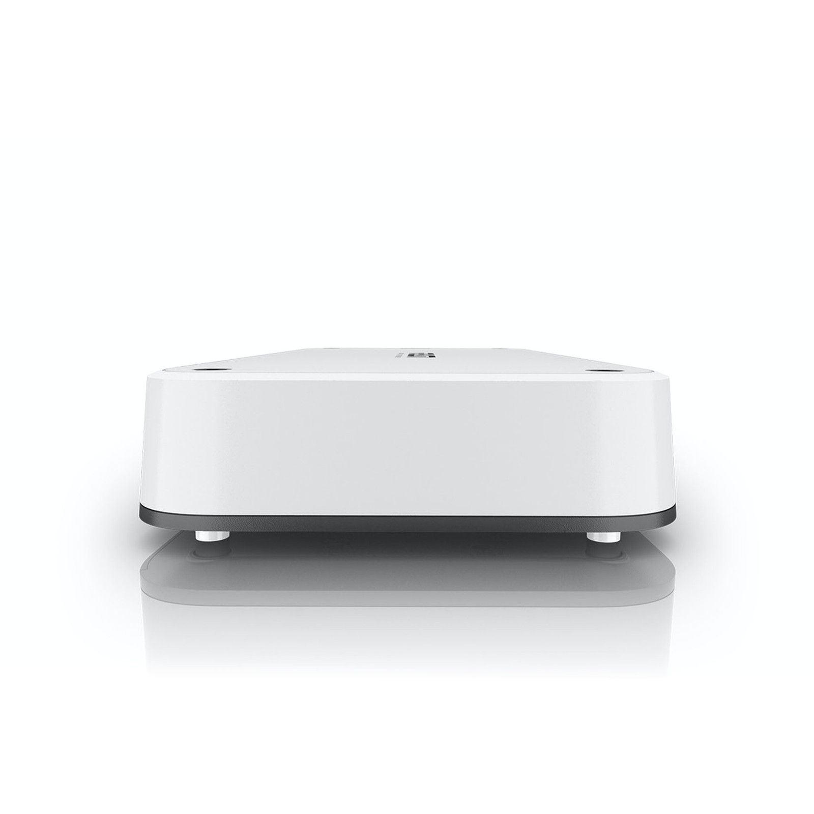 Fusion MS-RA670 Apollo Marine Entertainment System + MS-AP82400 8-Ch Amplifier