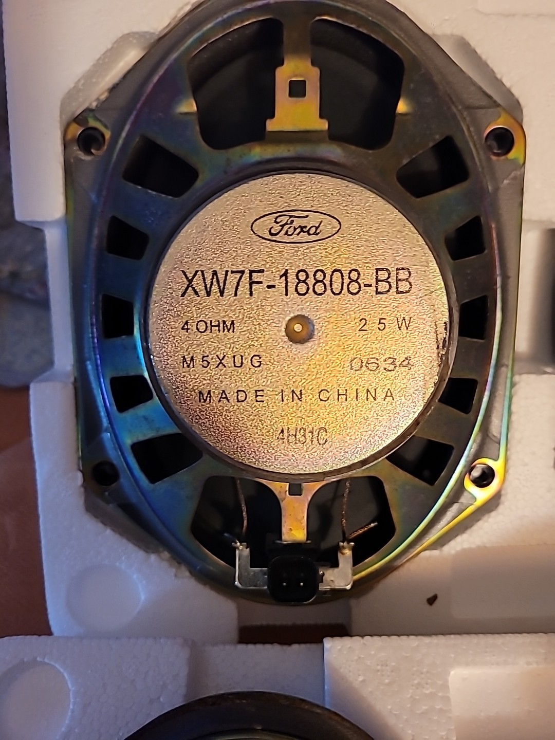Ford Audio System 1999-2004 F150 Unit With 4 Speakers