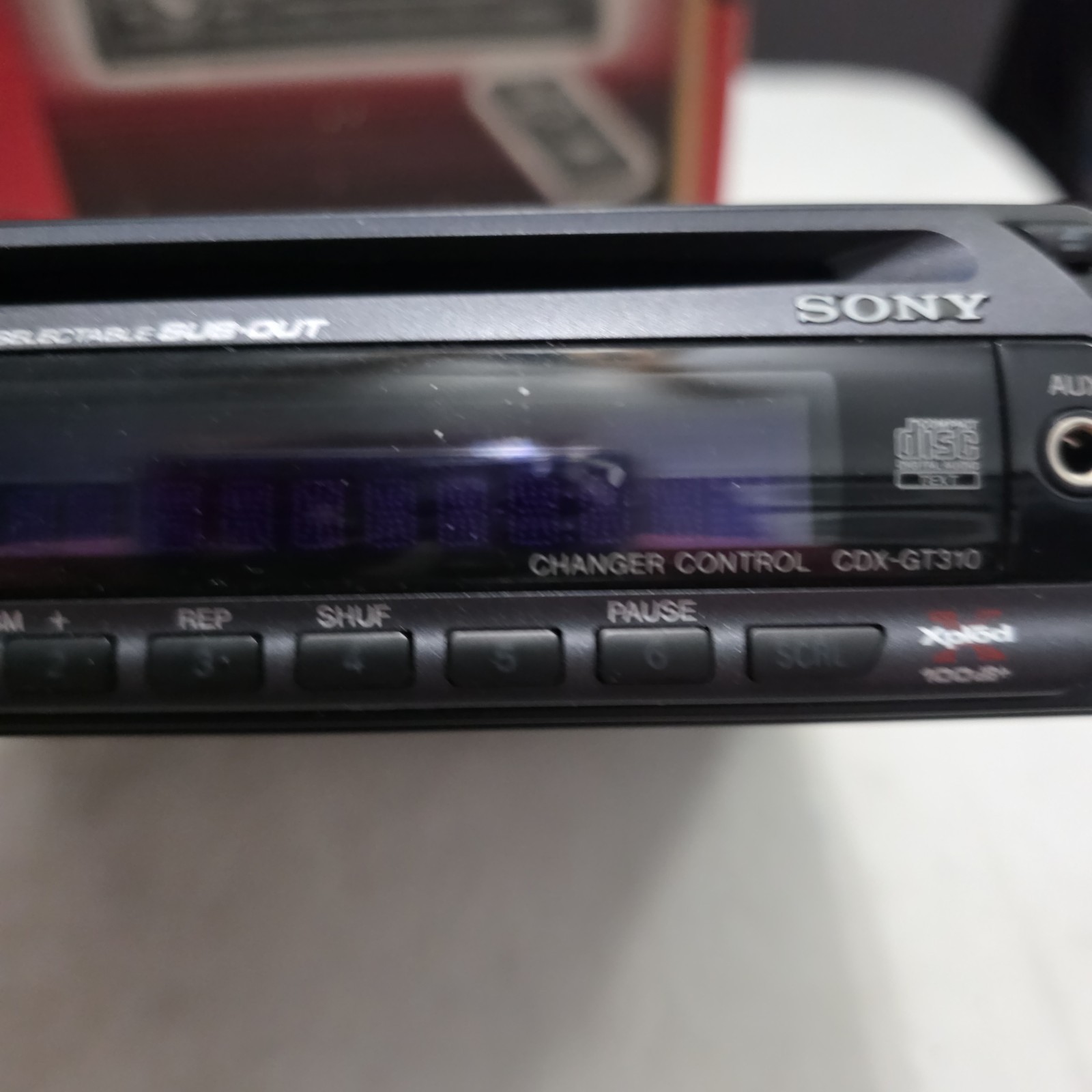 Sony CDX-GT310 Car Radio FM/MW/LW CD Player Mp3/WMA AUX