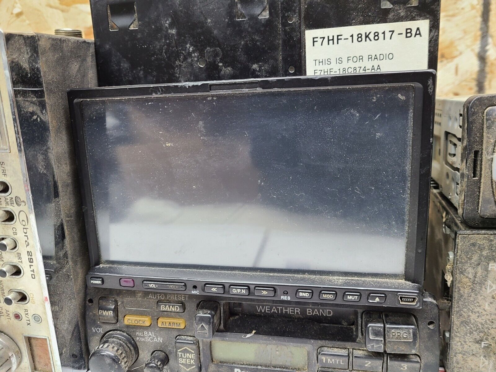 USED RADIO LOT – GM DELCO 16176771 PYLE PLR34M COBRA 29LTD PANISONIC TOUCHSCREEN