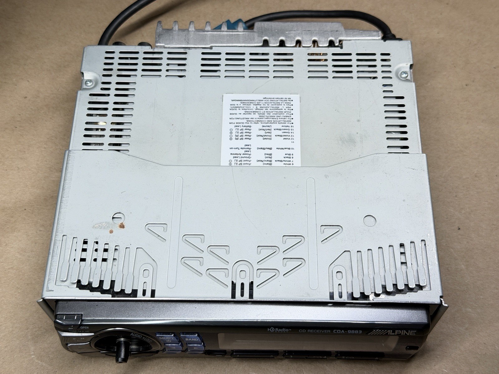 Alpine Car Radio CD MP3 WMA AAC HD Sat Ai-NET Ready CDA-9883 *Missing Knob*
