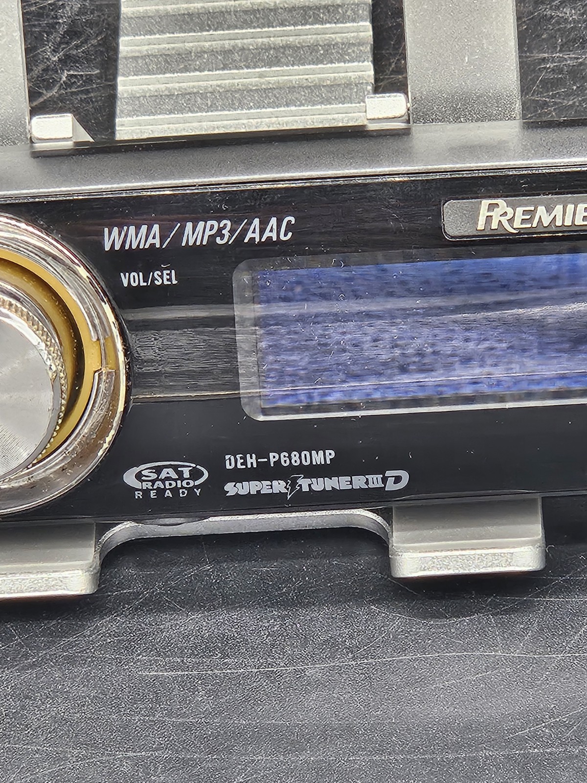 PIONEER PREMIER DEH-P680MP Cd Player Receiver Stereo FACE & CASE ONLY