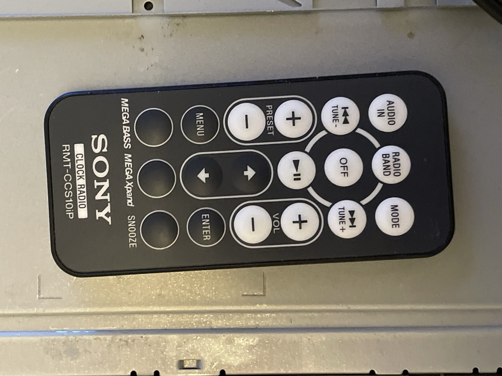 Sony FM/AM Compact Disc Player MP3 Model CDX-FW570 Xplod With OEM Remote