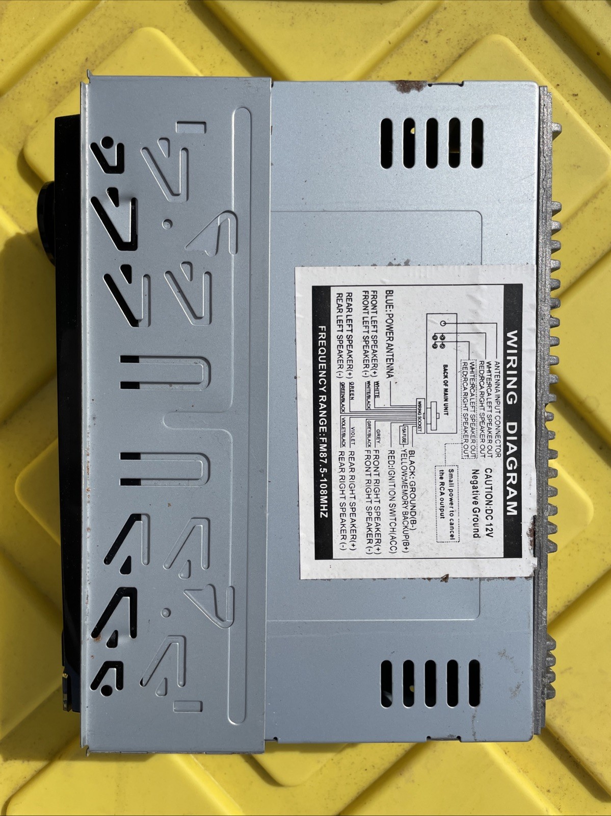 Car Radio BT/WAV/MP3/FM 60W X4 JSD-520 (Not Tested)