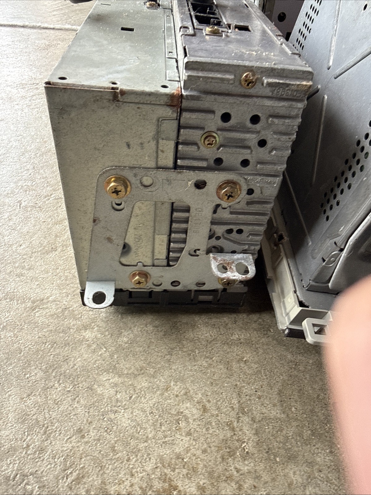 5 Car Stereos 2 Cd Players MP3
