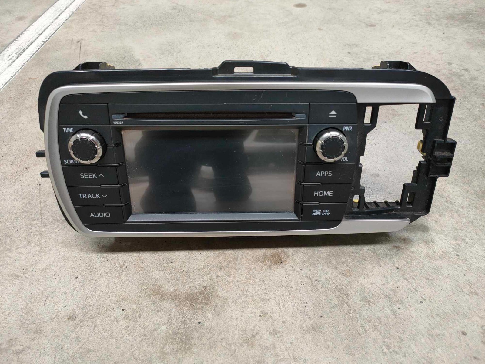 07/2014 to 04/2020 Toyota NCP131R Yaris ZR Hatchback – CD player / Radio SAT NAV