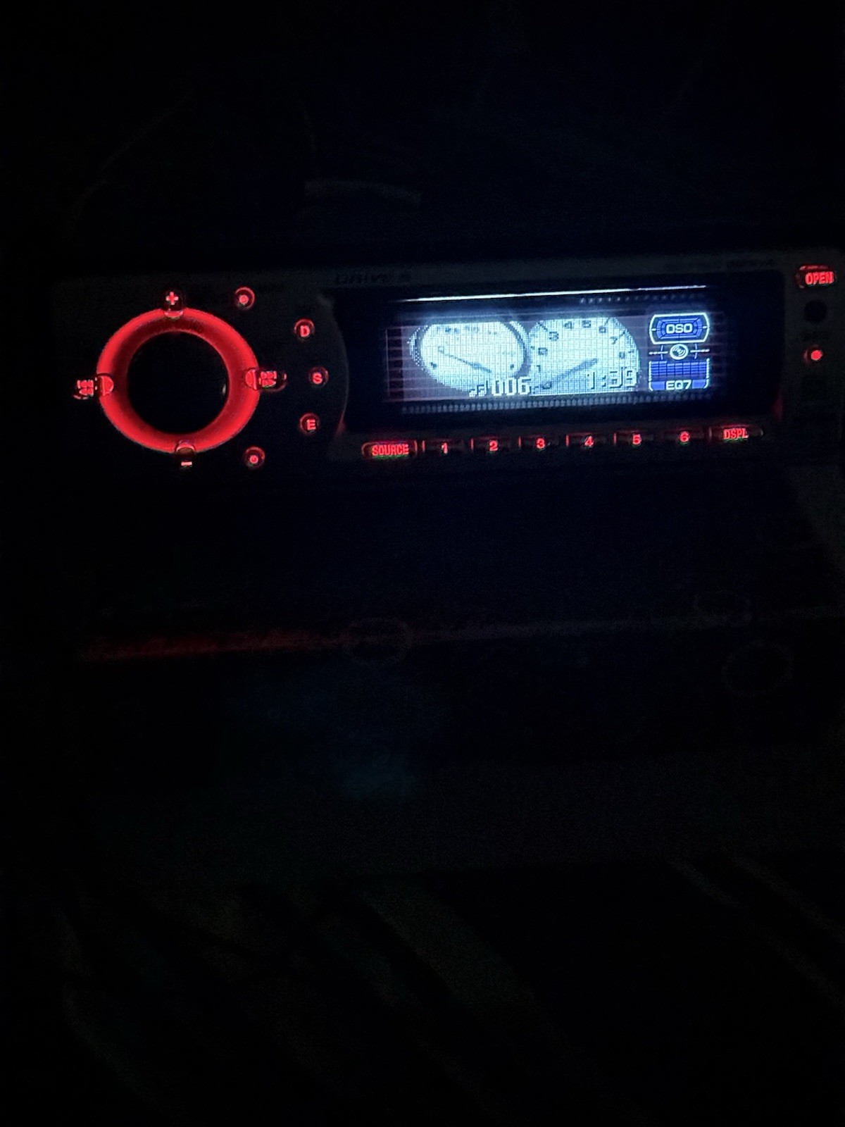 Sony Xplod SONY MODEL NO. CDX-F7000 CD/AM/FM Player with Remote