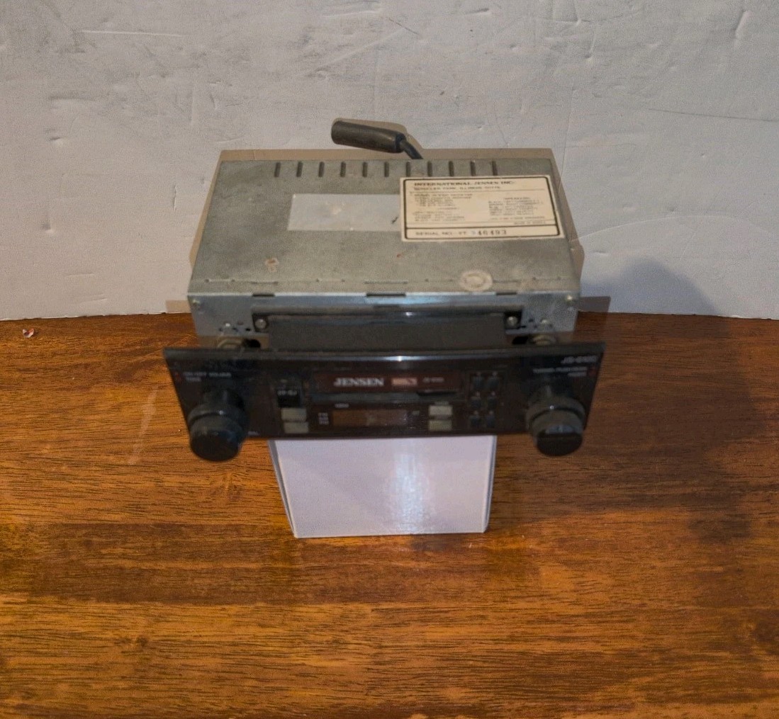Jensen JS-6100 AM/FM Car Stereo Cassette Receiver Untested Powers On See Photos
