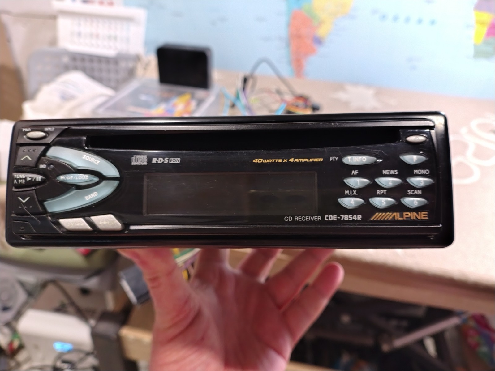 Alpine CDE-7854R Car Stereo Mobile Media Receiver Fully Working Good Shape
