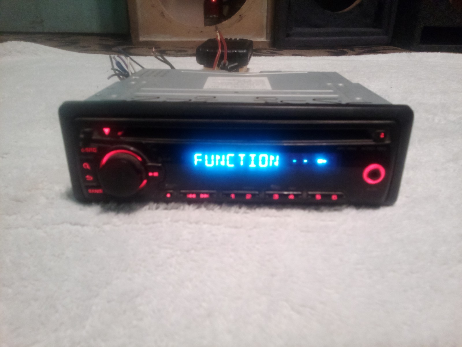 Kenwood KDC-152 1 DIN Car Radio with Auxiliary Input Stereo Head Unit 21008584