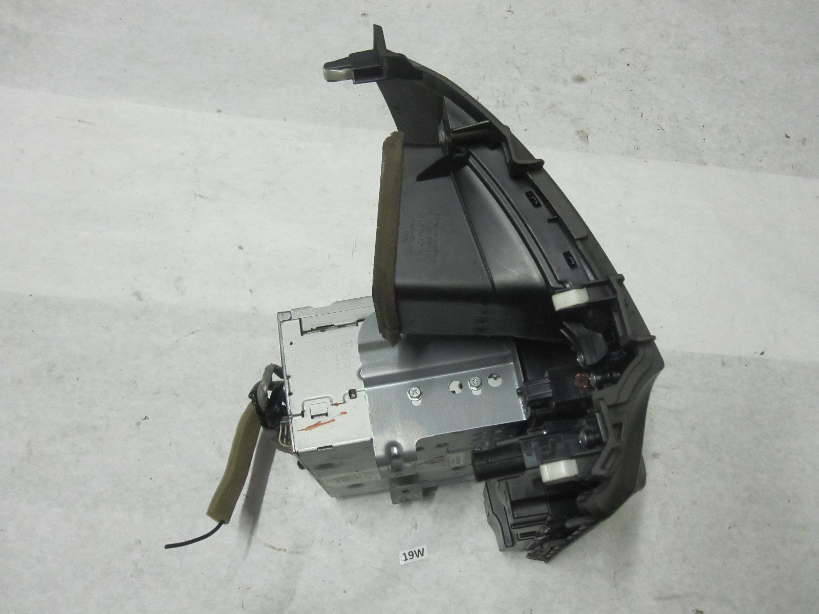 NO CODE 2007-2009 Honda Civic 4dr Hybrid Am Screen Stereo Radio AC Control Trim