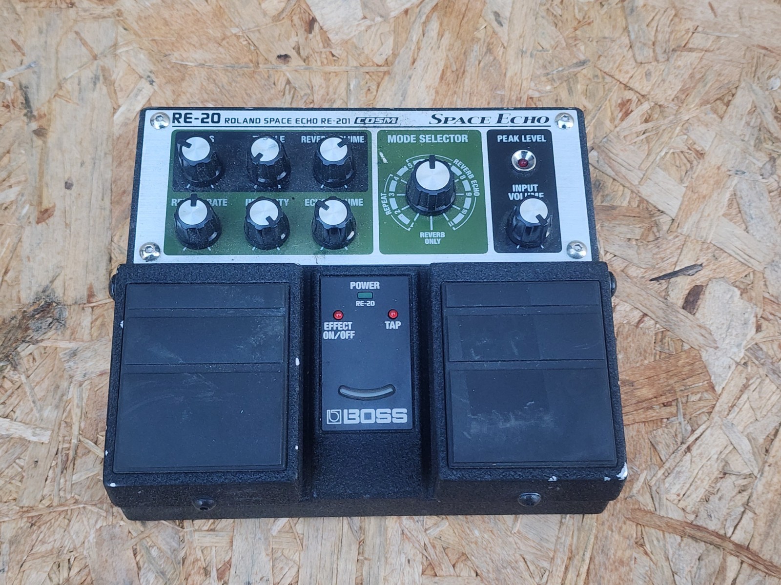 BOSS ROLLAND Space Echo RE 20 COSM RE-201 vintage Electronic Music Gear Reverb