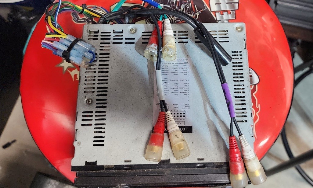 Alpine CDM-7871 Car Stereo With Manual