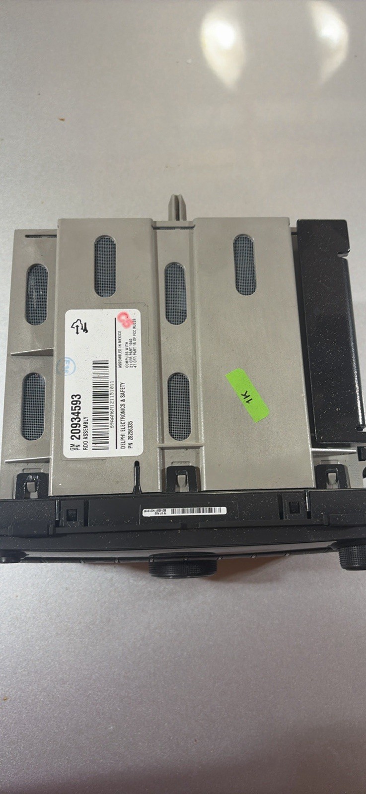 GM RDO 2 DIN OEM In-Dash CD Player AM/FM Radio Receiver 20934593