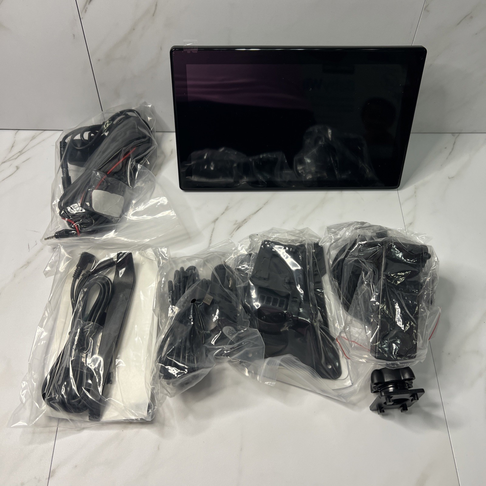 Hauxiy Q9S Wireless Smart Screen 9″ Touchscreen Car Stereo, Black