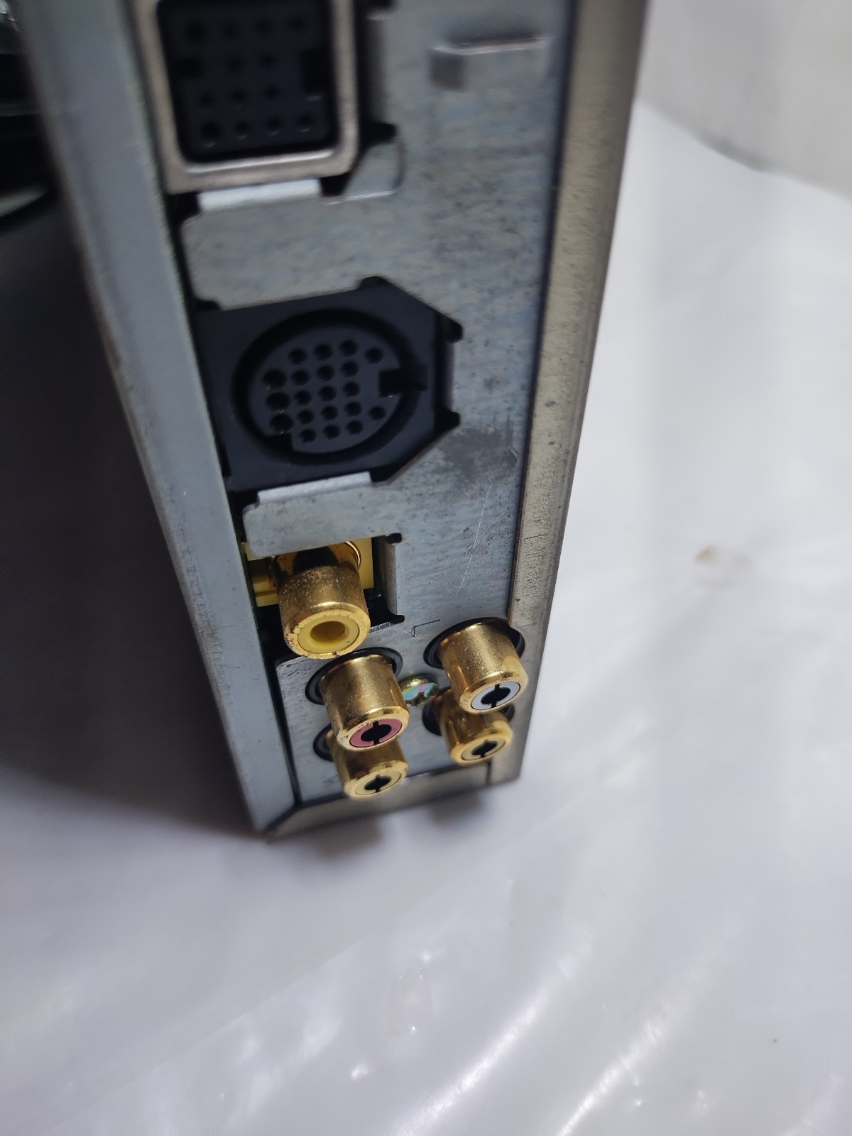 Clarion VRX925VD CD DVD Hideaway / Crossover Unit CeNET -Untested FOR PARTS READ