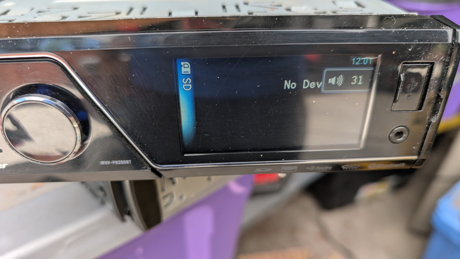 2010 Pioneer MVH-P8200BT Digital Media Receiver Head Unit Car Audio Untested
