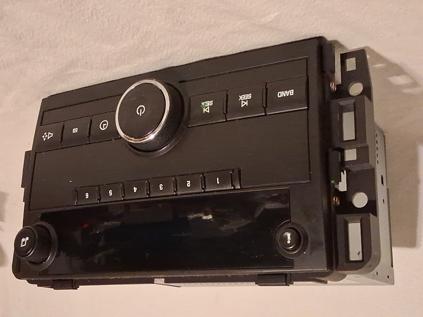OEM GMC Chevrolet GM 25942014 Delphi Delco 28162319 AM FM Radio Silverado Sierra