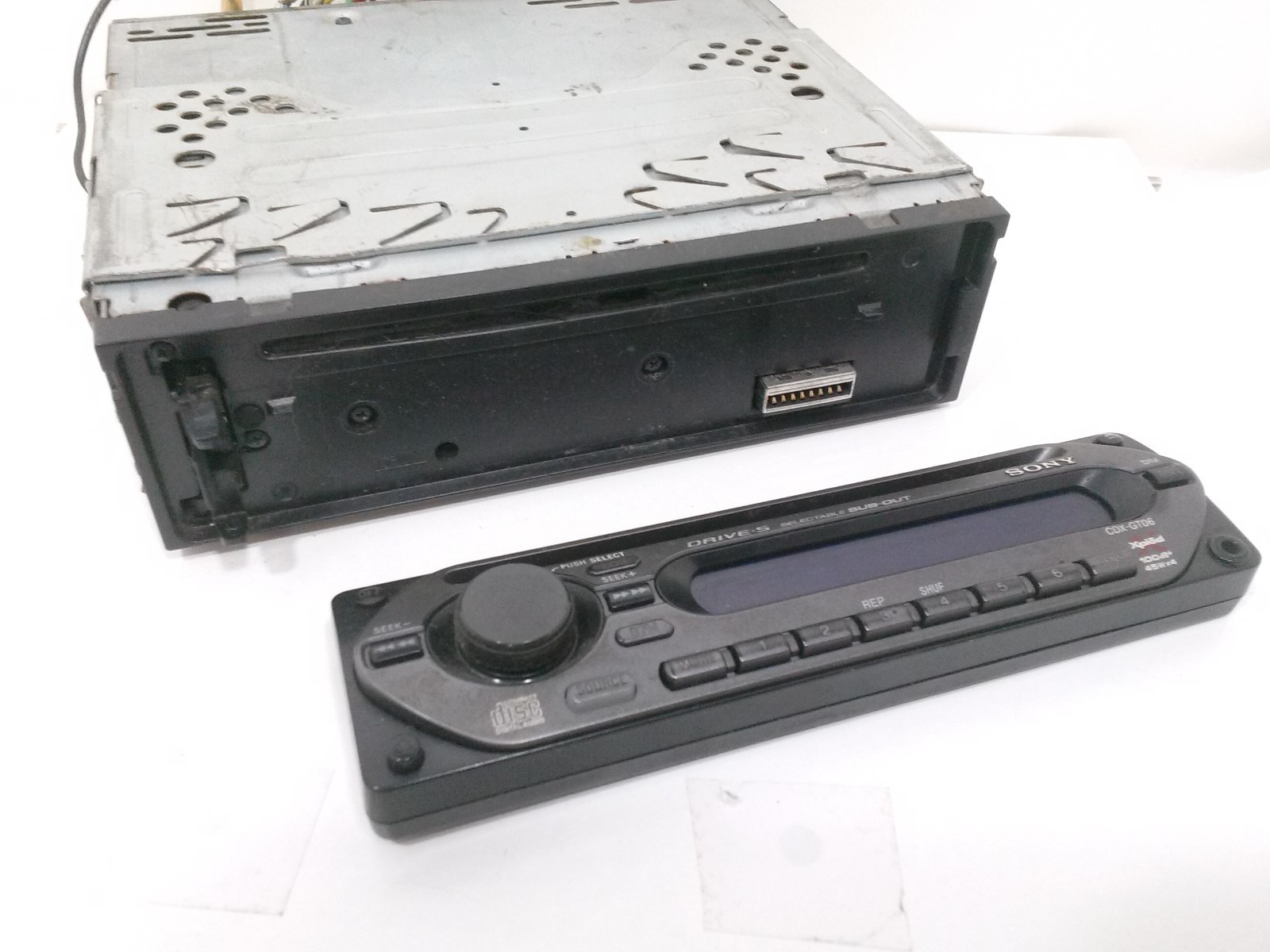 Sony CDX-GT06 AM/FM Radio CD Player Detachable Face Untested For Parts/Repair