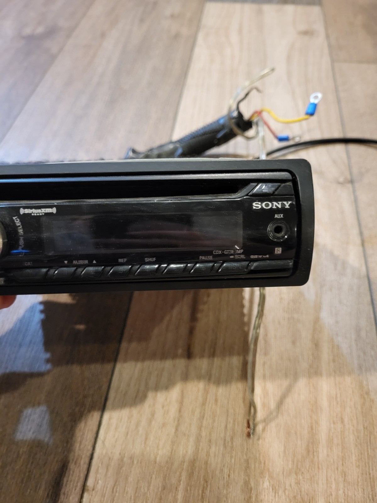 Sony CDX-GT360MP CD Player/MP3 In Dash Receiver With Wiring Harness And Antena