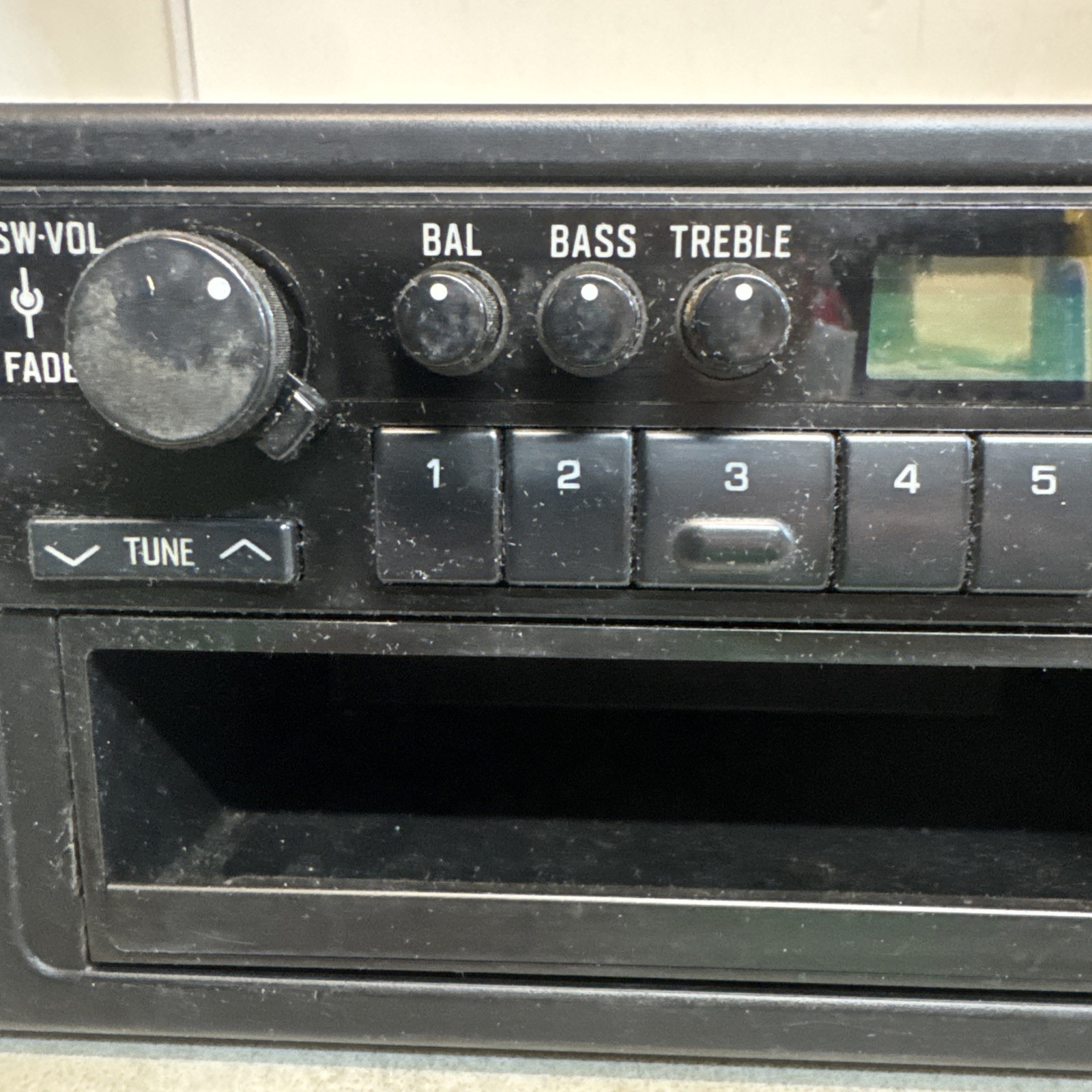 Subaru Model #86225GA400 Oem Original Car Radio Ref No: CR-LF171A + Trim