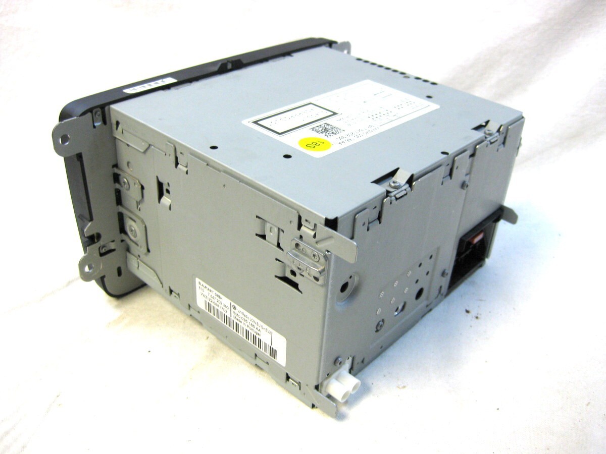 Volkswagen VW Tiguan Radio CD LOW EU G+ BVX 5M0035186AA Original