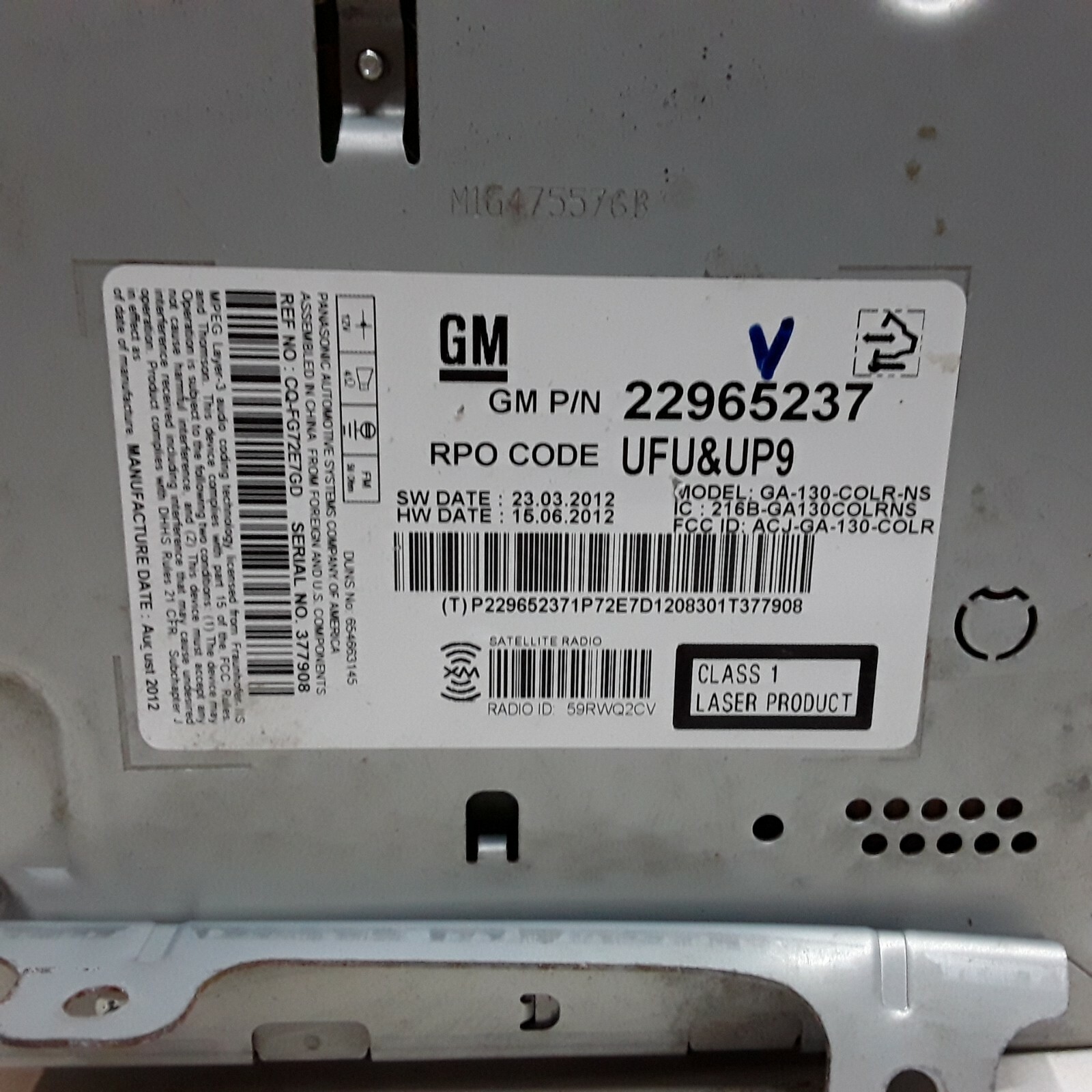 13 2013 Equinox Camaro Regal Verano Cruze AM FM XM CD radio receiver 22965237