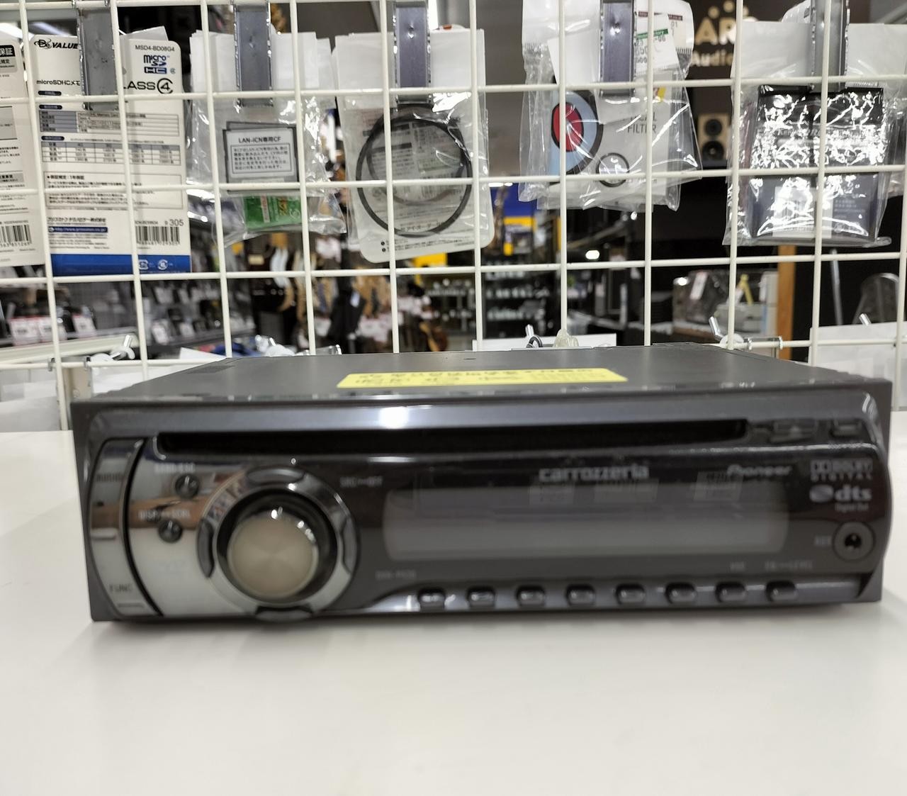 Carrozzeria DVH-P520 Car Audio Main Unit 1DIN DVD/CD FM/AM 50Wx4 DOLBY Japan