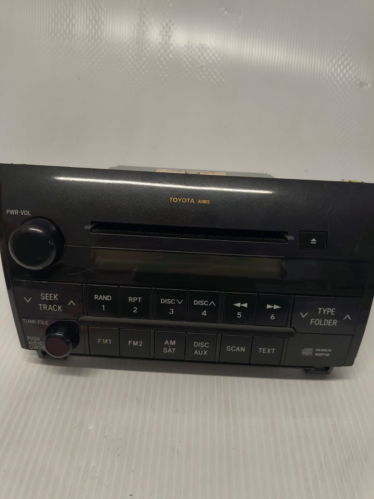 2007-2013 Toyota Tundra OEM AM/FM Radio Tuner CD 86120-0C270 AD1812