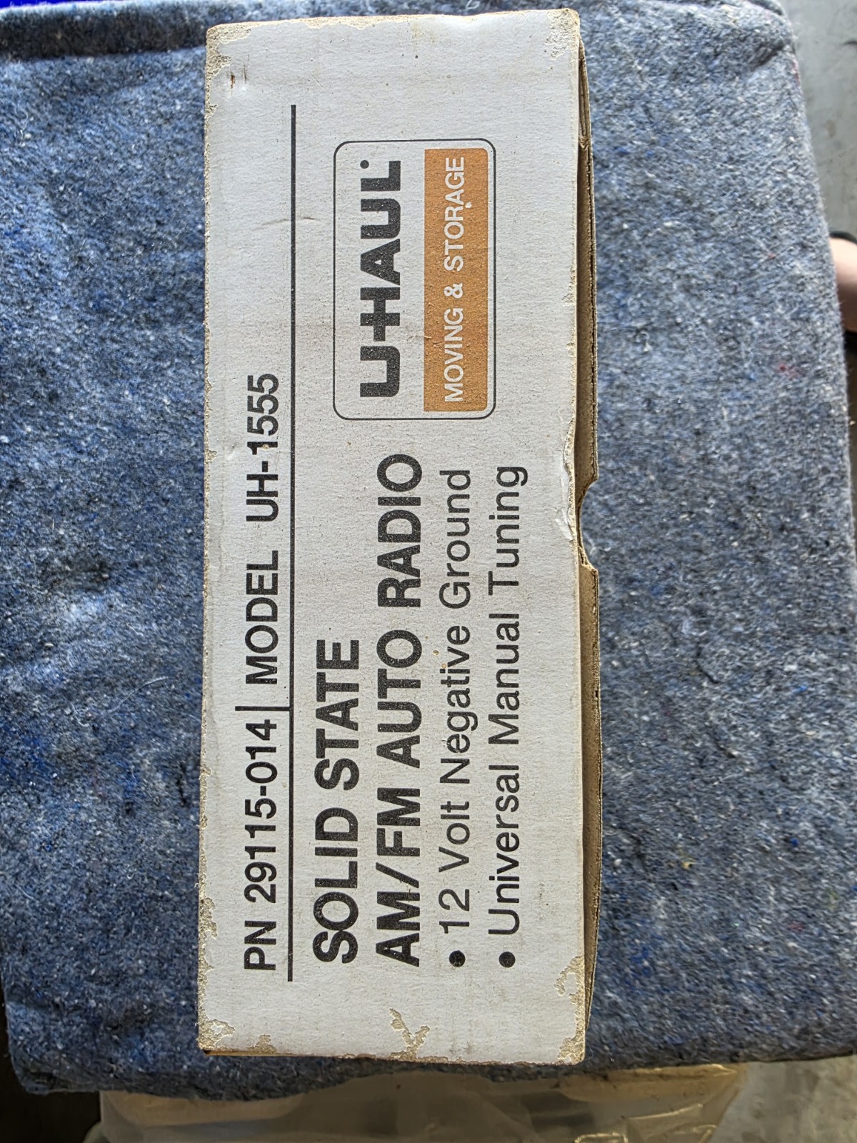 U-Haul UH-1555 Solid State AM/FM Auto Radio Manual Tuning 12V Negative Ground