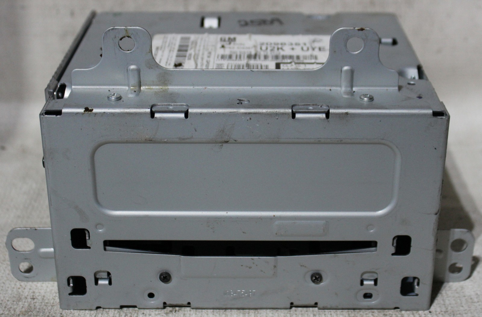 Saab 9-5 2010 Factory Stereo MP3 CD Player Radio XM Ready 20983517 (OD2589)