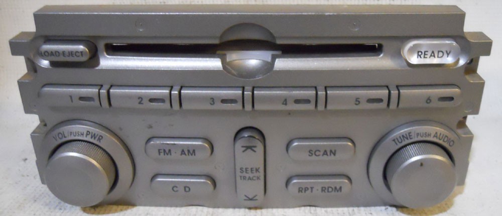 Mitsubishi Endeavor 04 05 06 07 08 Factory Radio Button Control MR576015ZZ