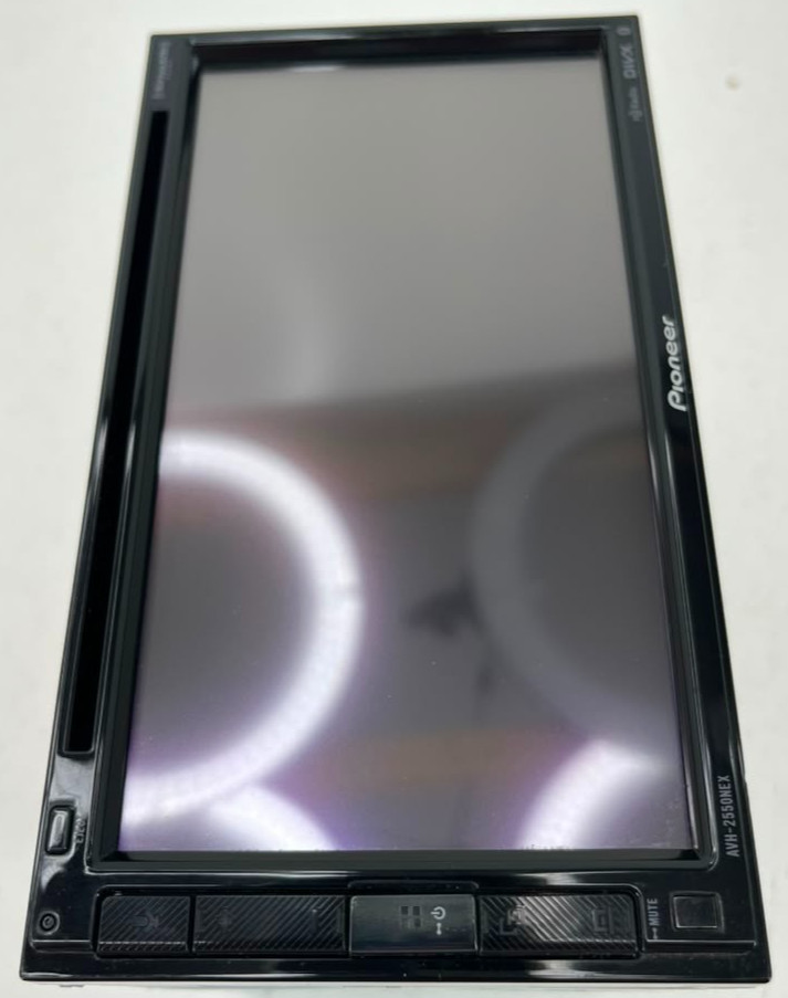 Pioneer AVH-2550NEX 6.8″ Capacitive Touchscreen Apple CarPlay and Android Auto